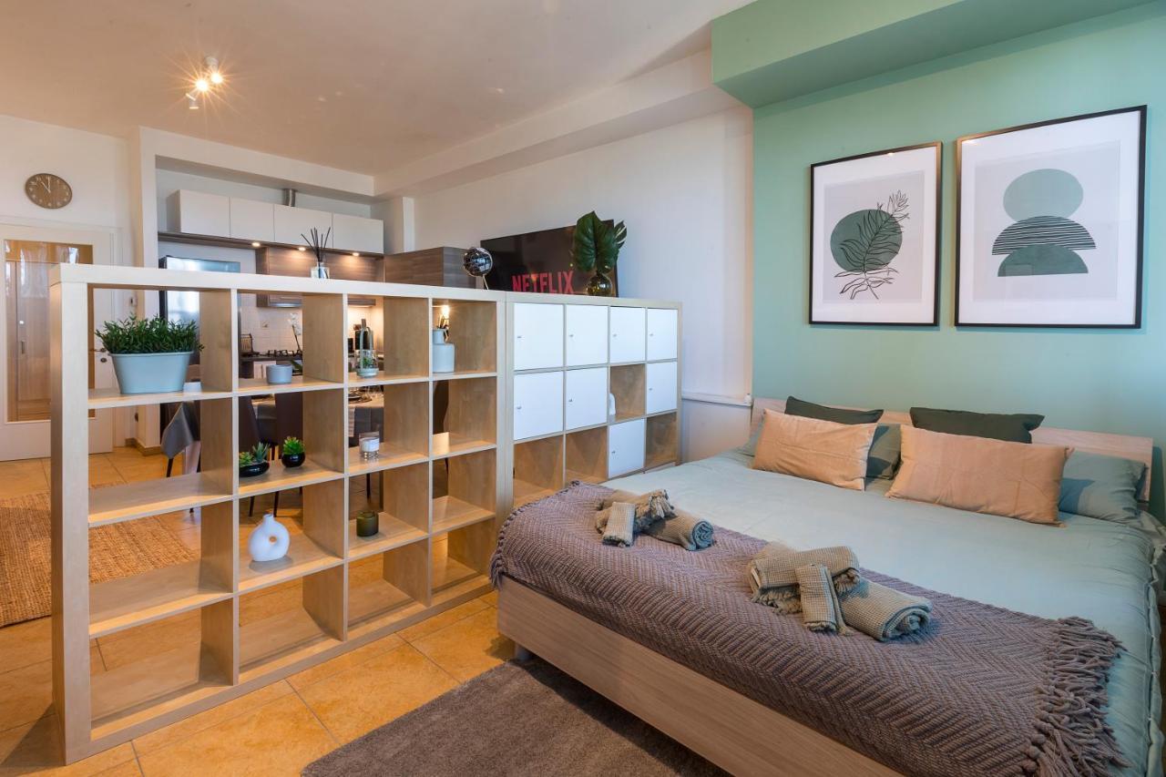 Cavour Elegante Loft In Centro Apartment Macerata Exterior foto