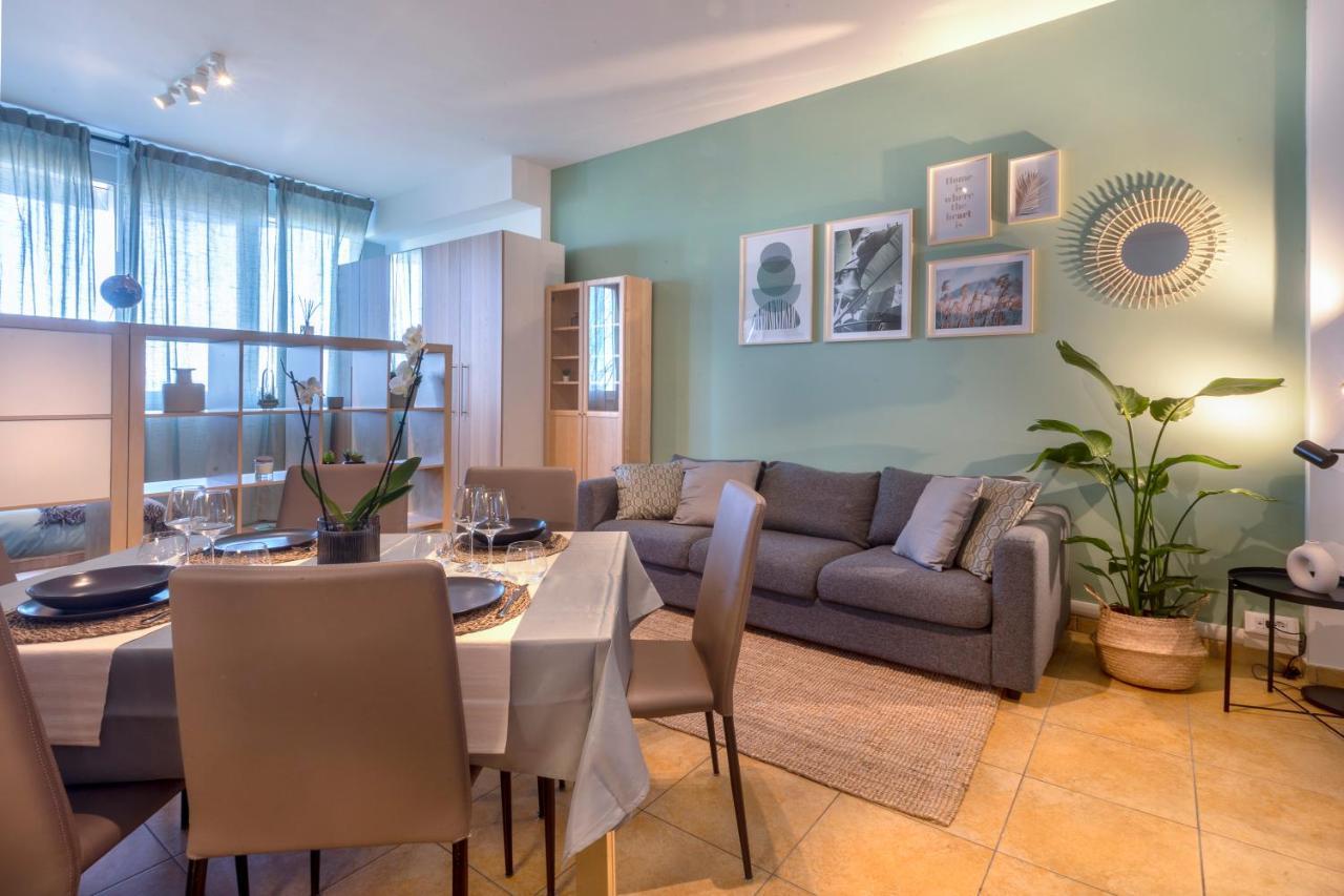 Cavour Elegante Loft In Centro Apartment Macerata Exterior foto