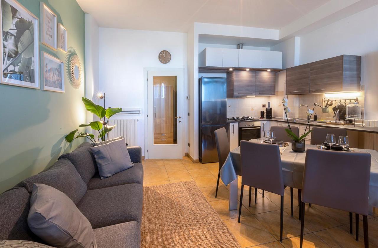 Cavour Elegante Loft In Centro Apartment Macerata Exterior foto
